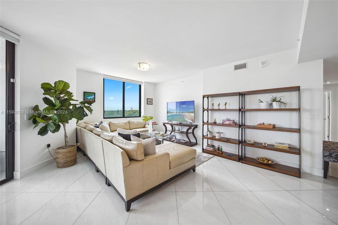 Recently Sold: $1,800,000 (4 beds, 4 baths, 2234 Square Feet)