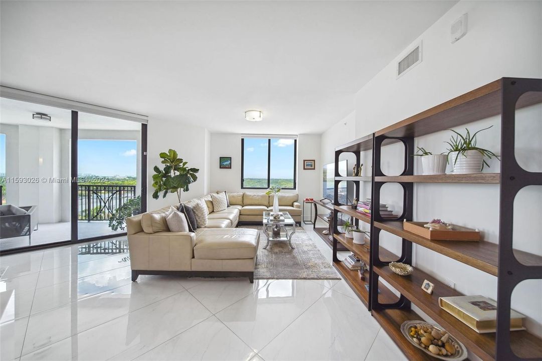 Active With Contract: $1,800,000 (4 beds, 4 baths, 2234 Square Feet)