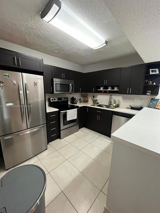 For Sale: $360,000 (3 beds, 2 baths, 1152 Square Feet)