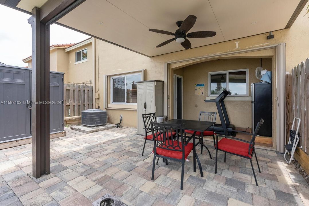 Active With Contract: $455,000 (3 beds, 2 baths, 1535 Square Feet)