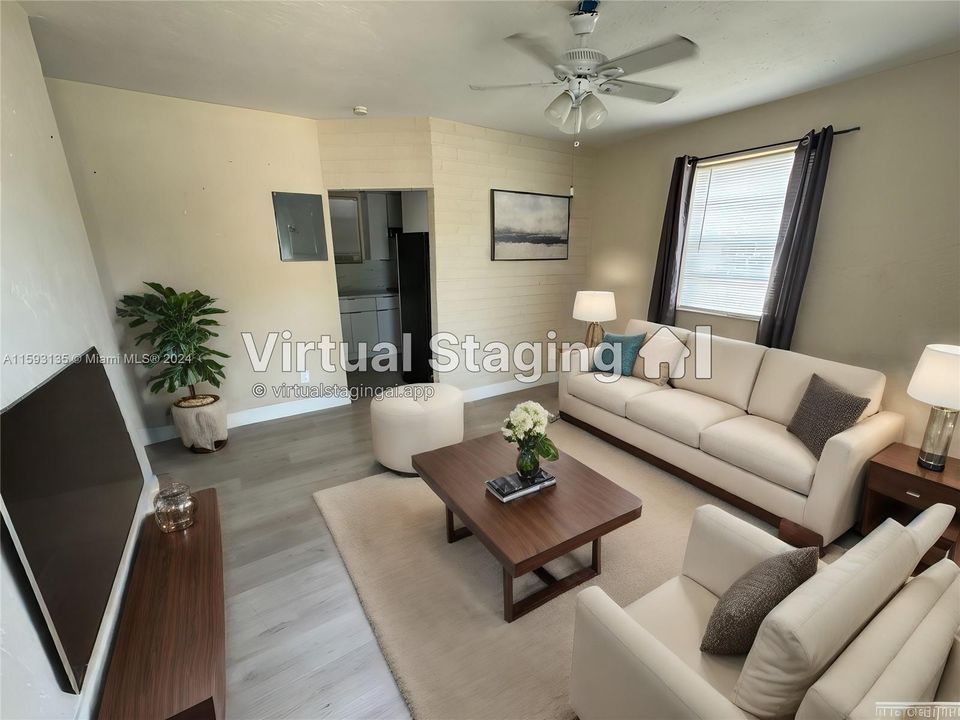 For Sale: $340,000 (2 beds, 1 baths, 660 Square Feet)