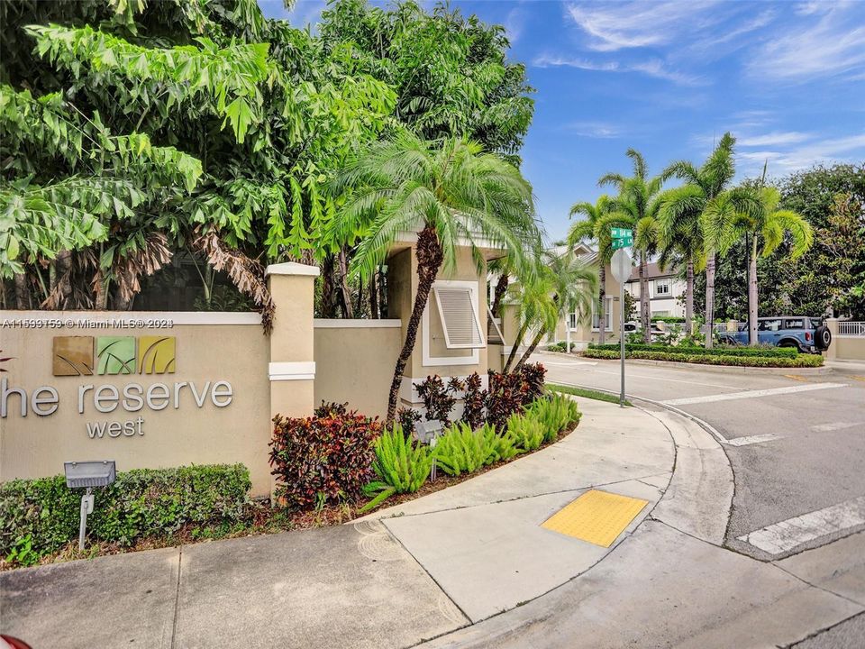 THE RESERVE AT DORAL WEST