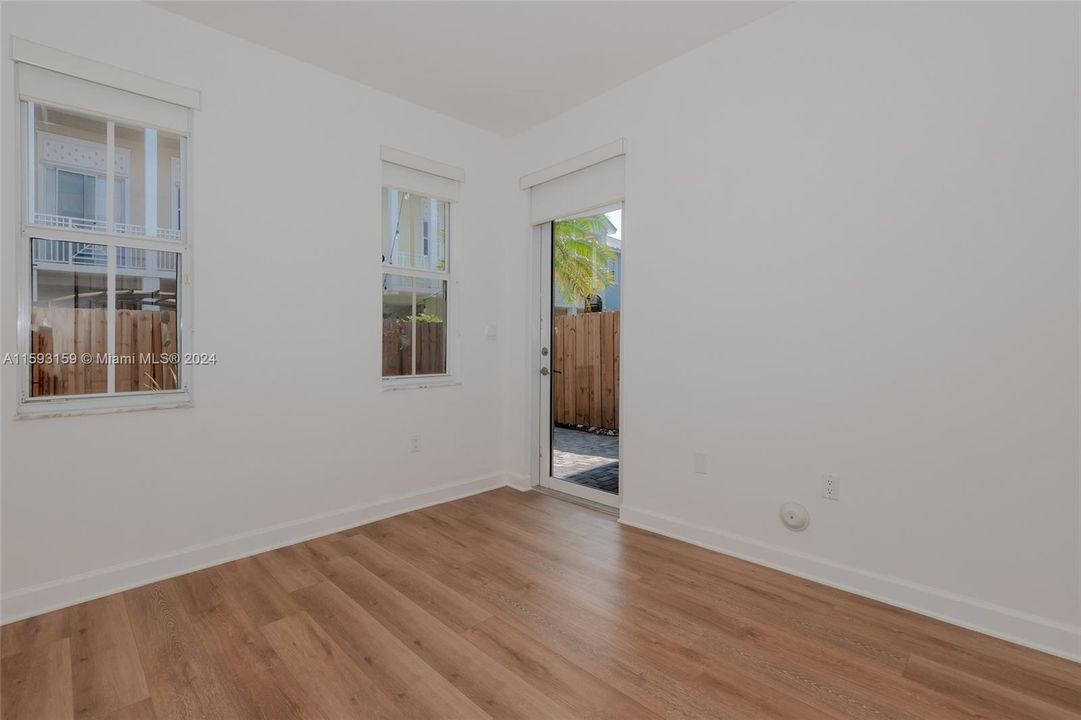 DOWNSTAIRS, 1ST FLOOR BEDROOM