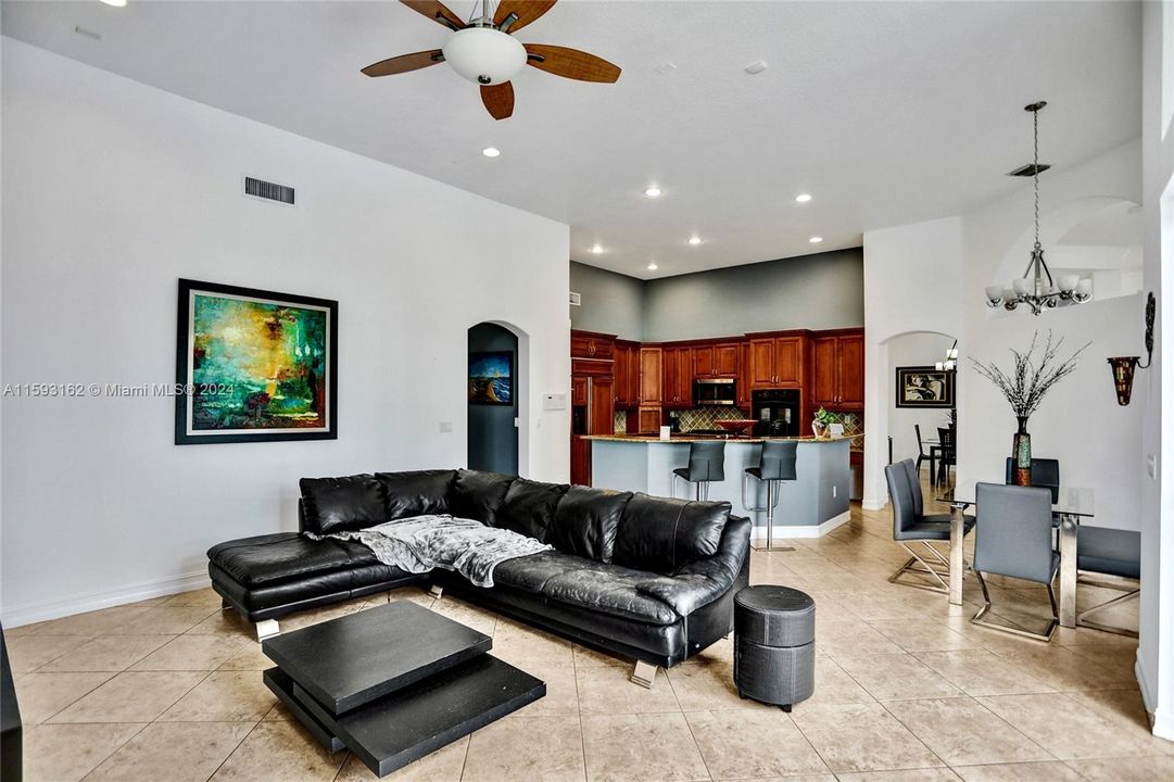 Active With Contract: $1,249,000 (4 beds, 3 baths, 3109 Square Feet)