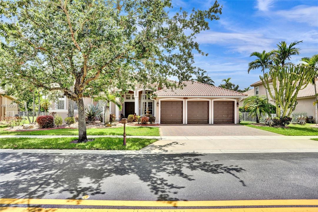 Active With Contract: $1,249,000 (4 beds, 3 baths, 3109 Square Feet)