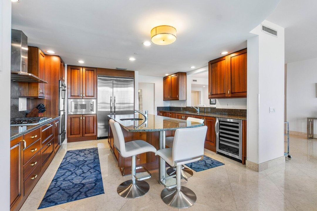 007-3800NorthOceanDrive-1651-RivieraBeac