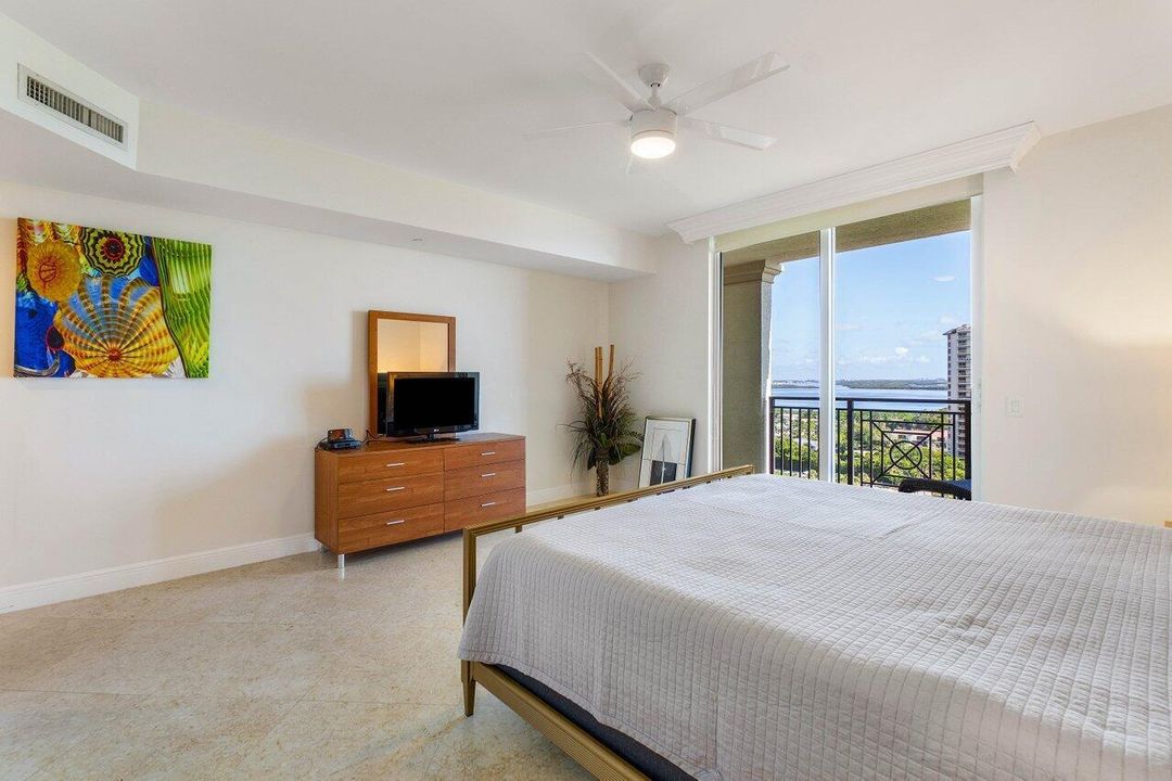 012-3800NorthOceanDrive-1651-RivieraBeac