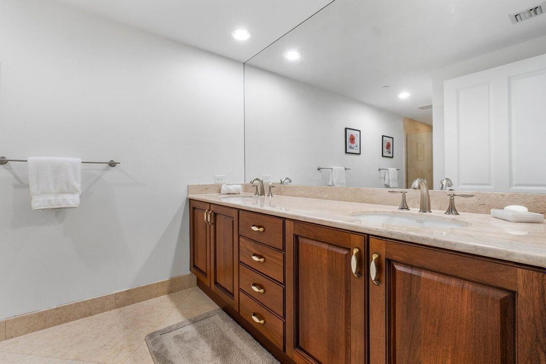 024-3800NorthOceanDrive-1651-RivieraBeac