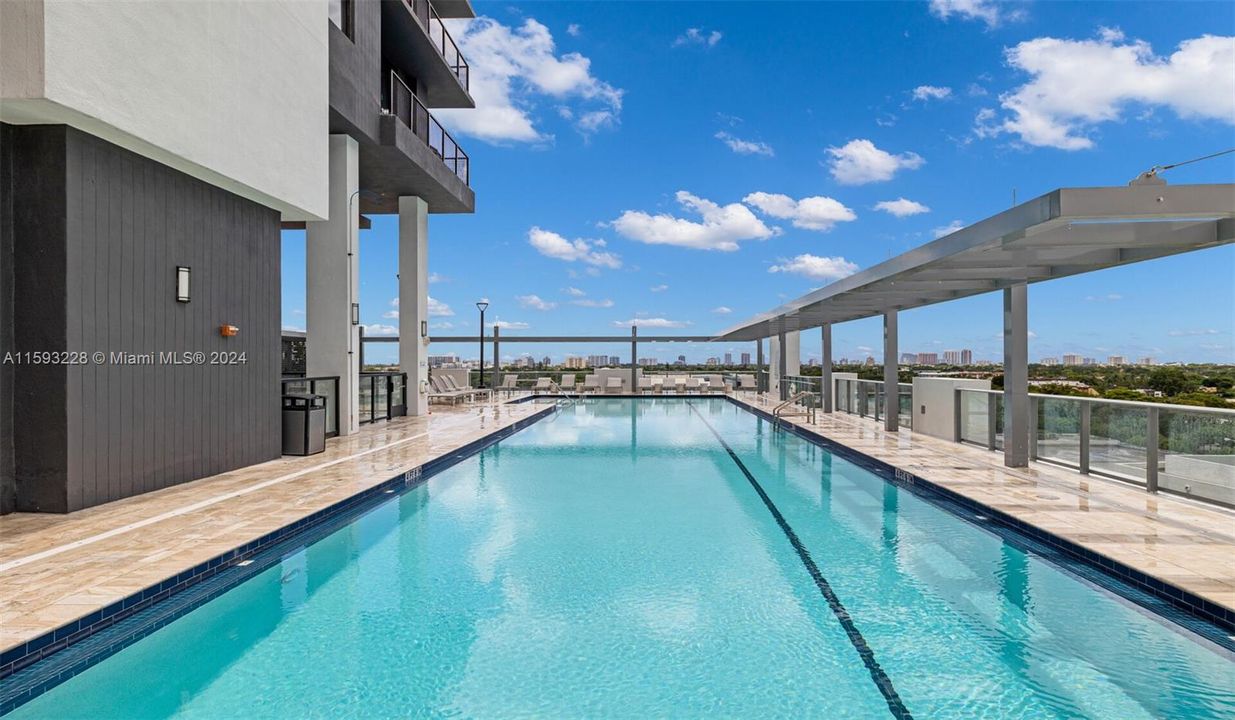 Active With Contract: $2,544 (1 beds, 1 baths, 768 Square Feet)