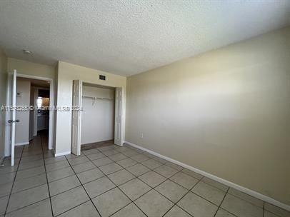 For Sale: $155,000 (2 beds, 2 baths, 1100 Square Feet)