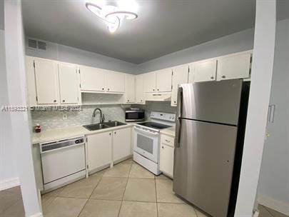 For Sale: $150,000 (1 beds, 1 baths, 540 Square Feet)