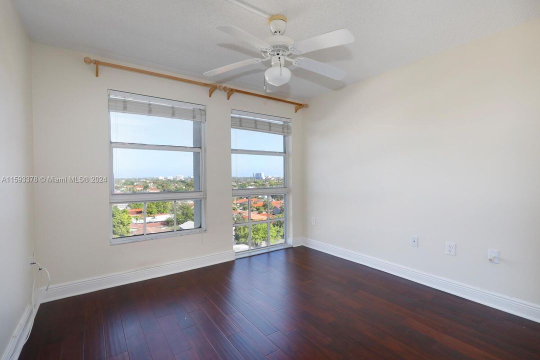 Recientemente alquilado: $2,950 (2 camas, 2 baños, 1025 Pies cuadrados)