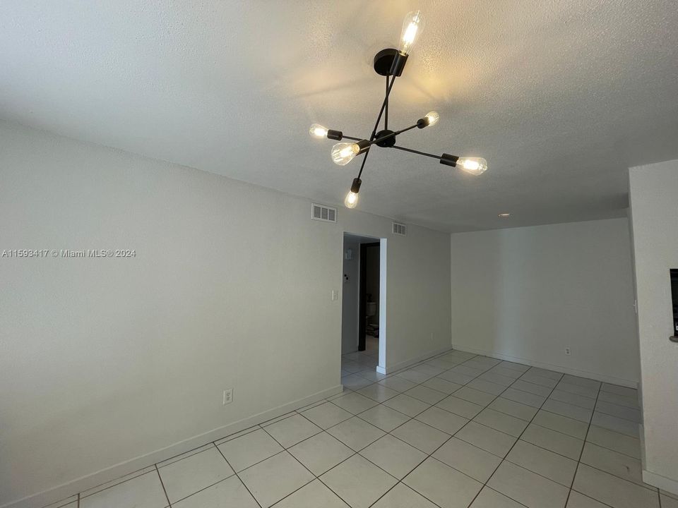 Recently Rented: $1,750 (1 beds, 1 baths, 780 Square Feet)