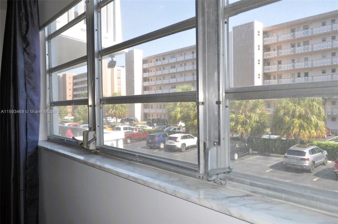 En Venta: $299,000 (2 camas, 2 baños, 1092 Pies cuadrados)