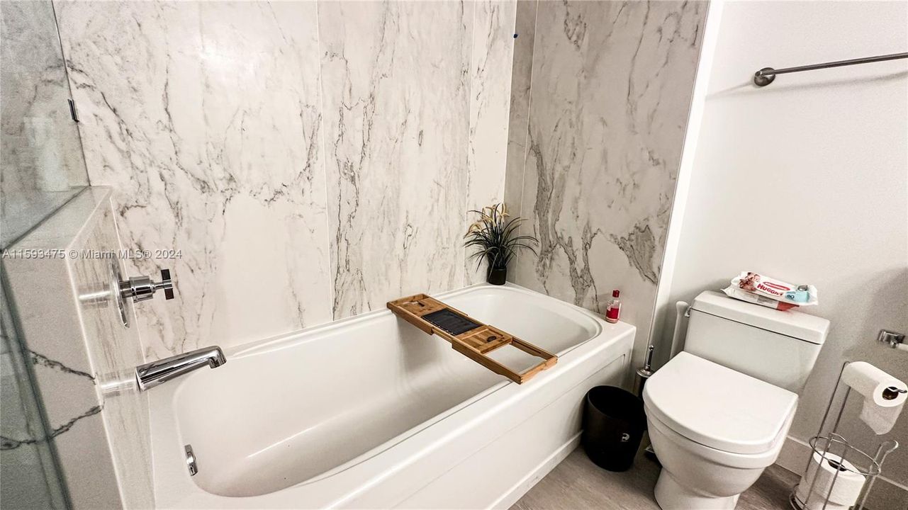 Недавно арендовано: $4,499 (2 спален, 2 ванн, 1104 Квадратных фут)