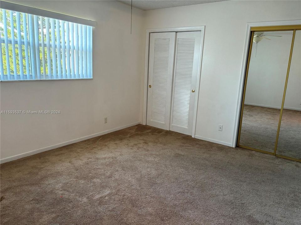 For Rent: $2,000 (2 beds, 2 baths, 1092 Square Feet)