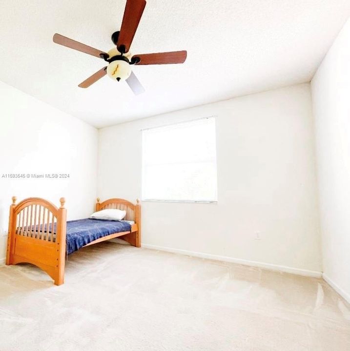 Active With Contract: $3,500 (3 beds, 2 baths, 1353 Square Feet)