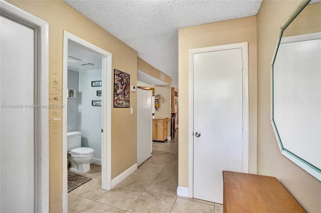 For Sale: $379,900 (3 beds, 2 baths, 1450 Square Feet)