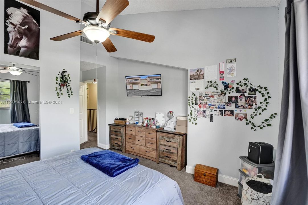 For Sale: $379,900 (3 beds, 2 baths, 1450 Square Feet)