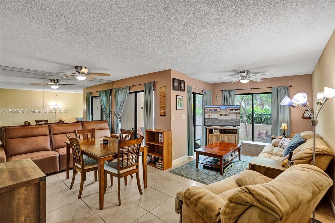 For Sale: $379,900 (3 beds, 2 baths, 1450 Square Feet)
