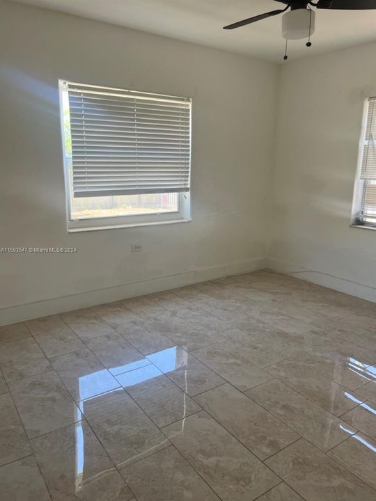 Active With Contract: $2,500 (2 beds, 2 baths, 1888 Square Feet)