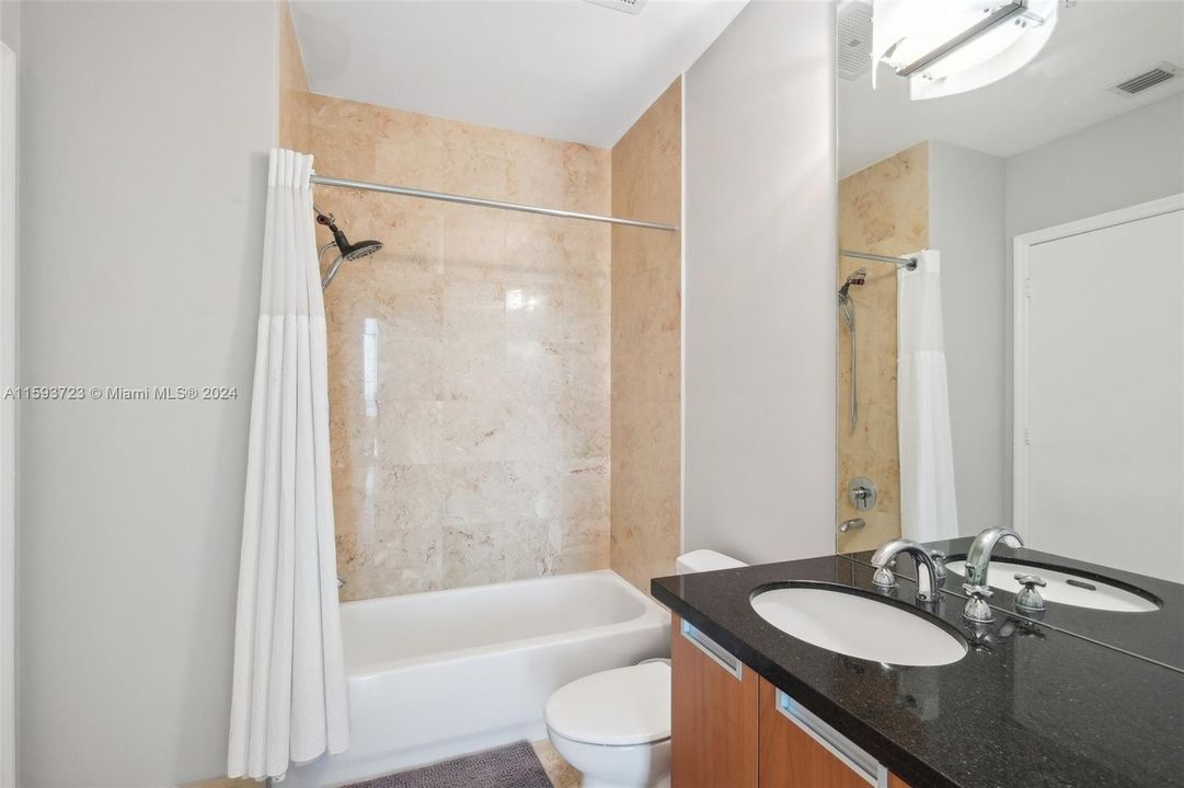 Recently Sold: $719,000 (2 beds, 2 baths, 1735 Square Feet)