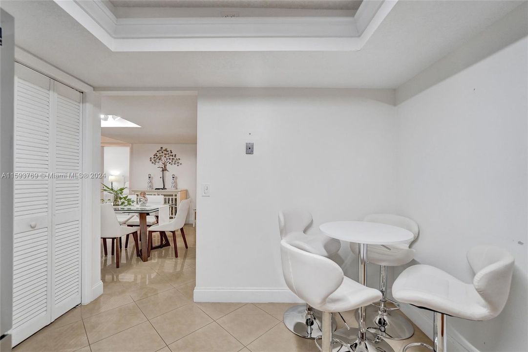 Active With Contract: $365,500 (2 beds, 2 baths, 1235 Square Feet)