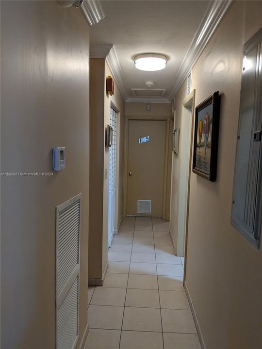 最近售出: $800,000 (0 贝兹, 0 浴室, 0 平方英尺)