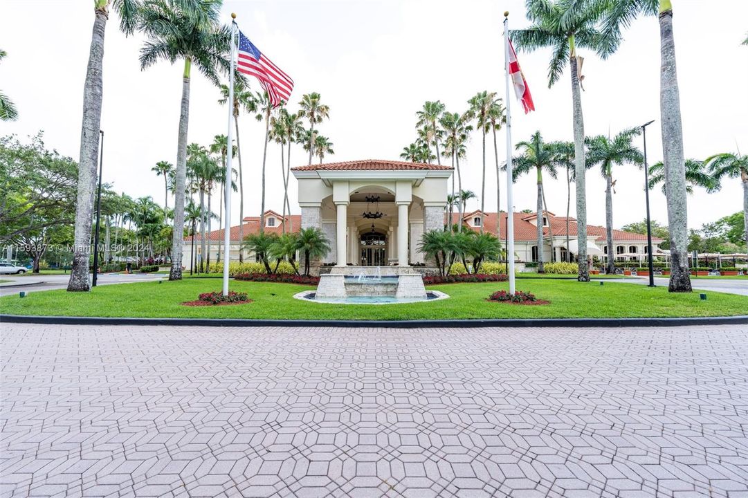 Recently Sold: $1,300,000 (4 beds, 2 baths, 2931 Square Feet)