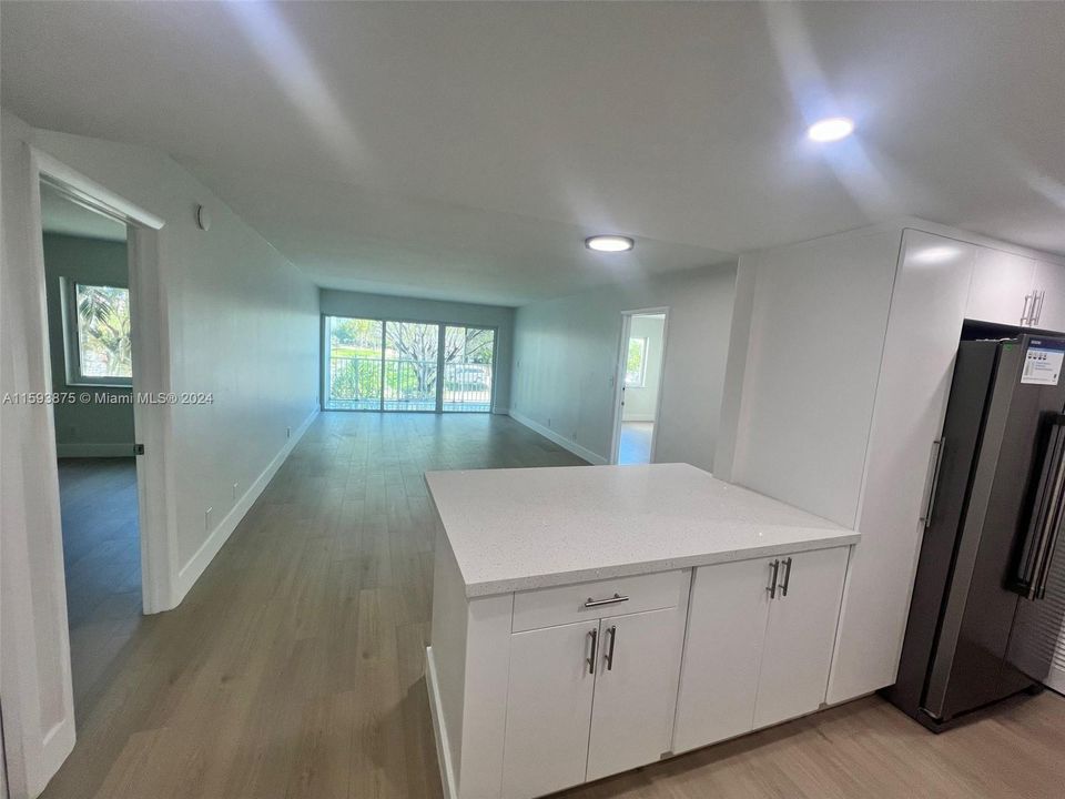 En Venta: $349,000 (2 camas, 2 baños, 1106 Pies cuadrados)