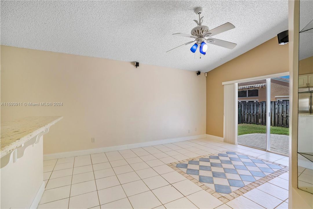 Active With Contract: $3,000 (3 beds, 2 baths, 1802 Square Feet)