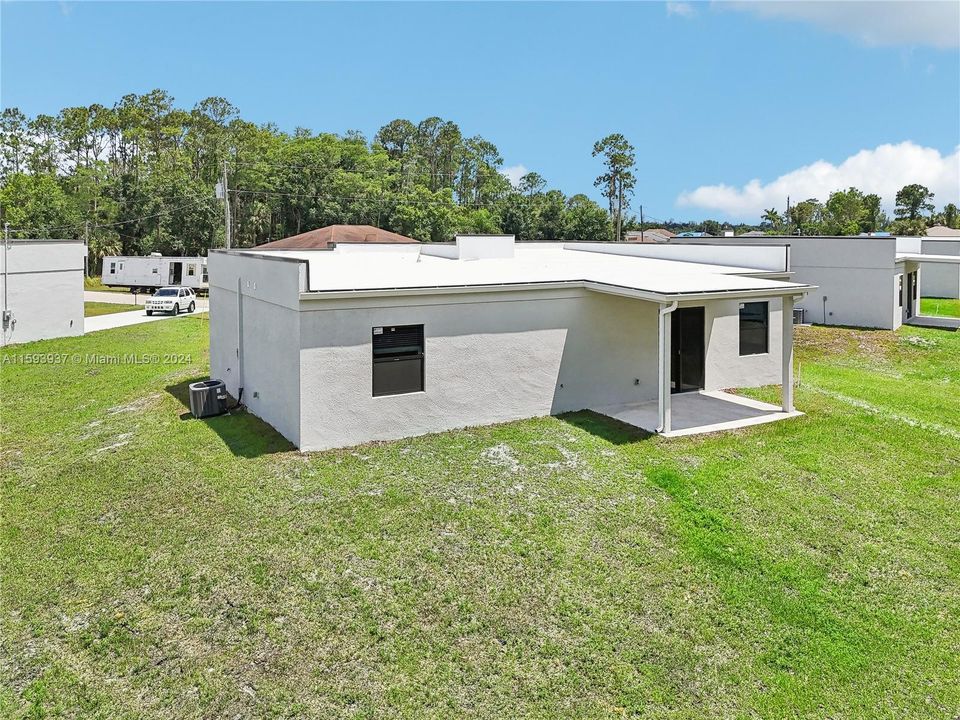 For Sale: $336,900 (3 beds, 2 baths, 1332 Square Feet)