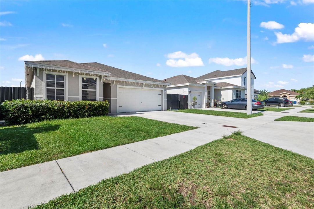 Active With Contract: $3,600 (4 beds, 2 baths, 1740 Square Feet)