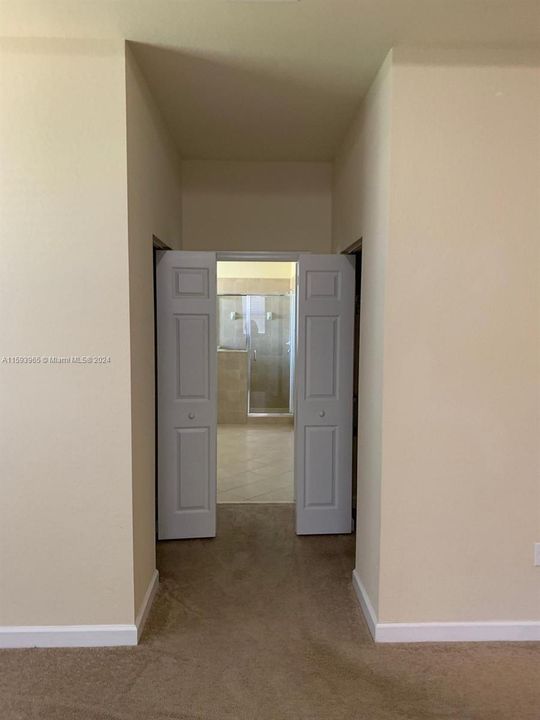 Active With Contract: $3,800 (4 beds, 2 baths, 2573 Square Feet)