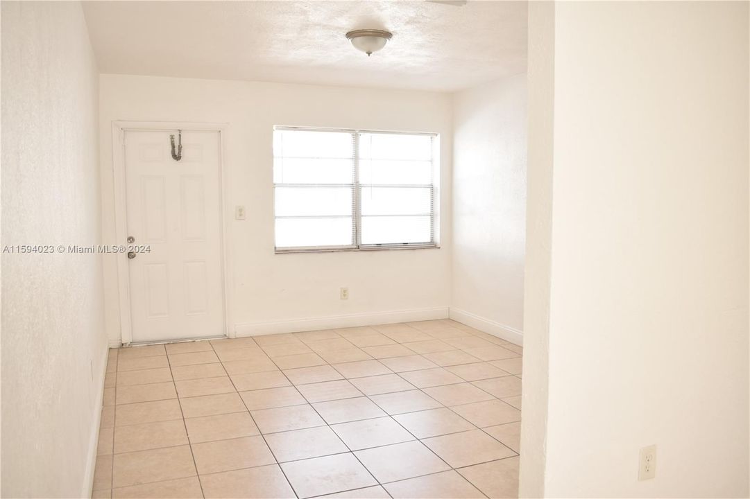 For Rent: $1,950 (2 beds, 1 baths, 0 Square Feet)