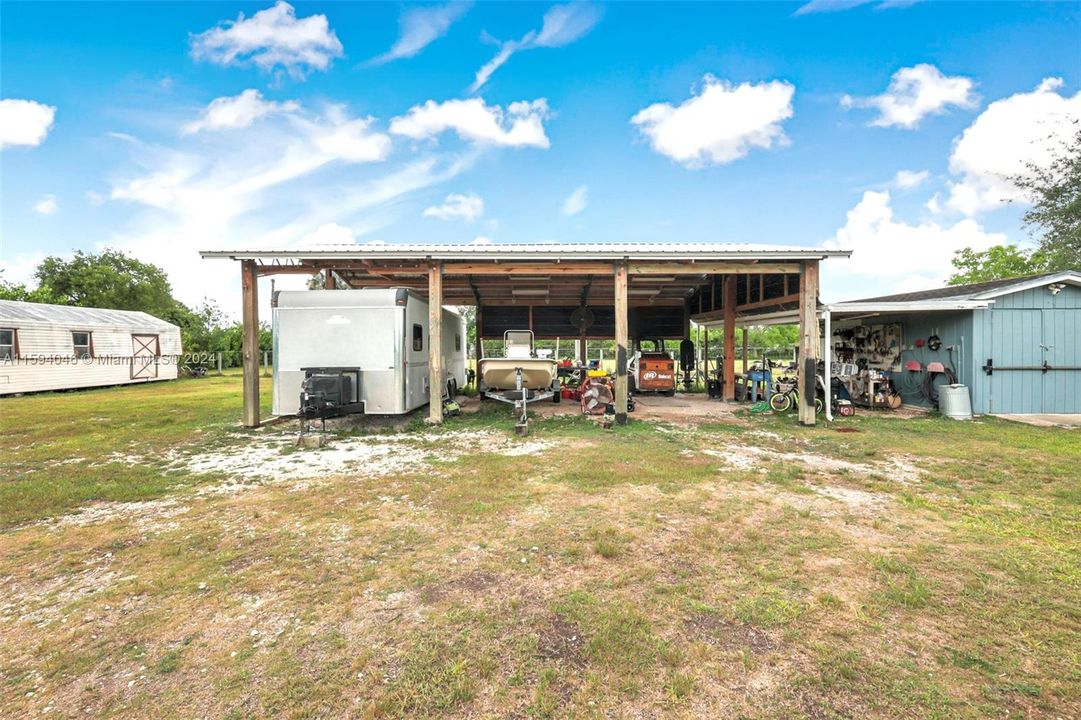 For Sale: $1,250,000 (3 beds, 2 baths, 1650 Square Feet)