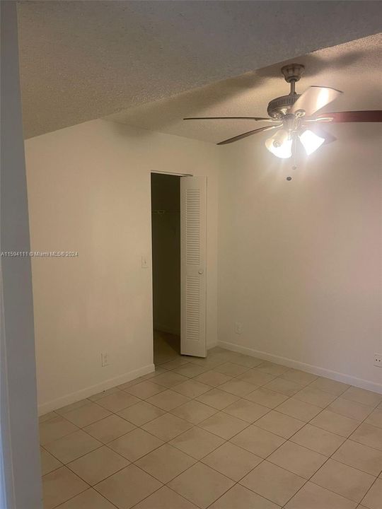 Recently Rented: $2,200 (2 beds, 2 baths, 850 Square Feet)