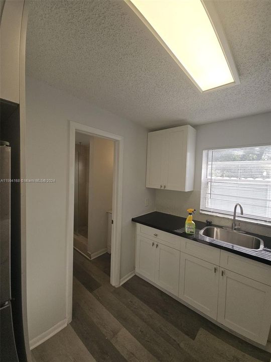 Recently Rented: $1,500 (1 beds, 1 baths, 2632 Square Feet)