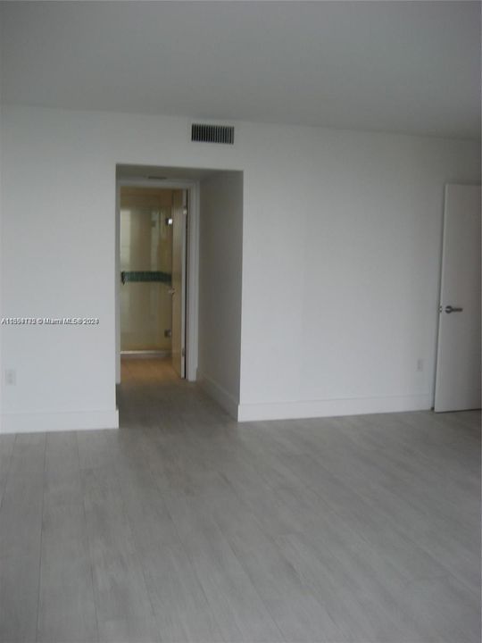 Active With Contract: $8,450 (2 beds, 2 baths, 1875 Square Feet)