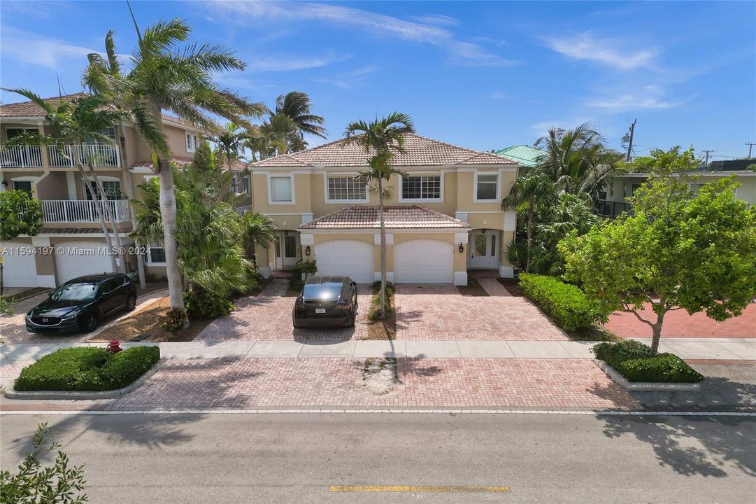 Front of house, one car garage and 2 car driveway