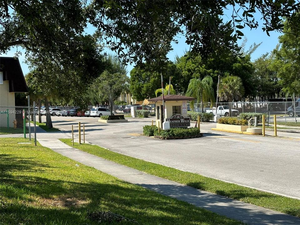 Heather Walk Community Entrance