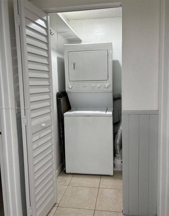 Washer & Dryer/Utility Room