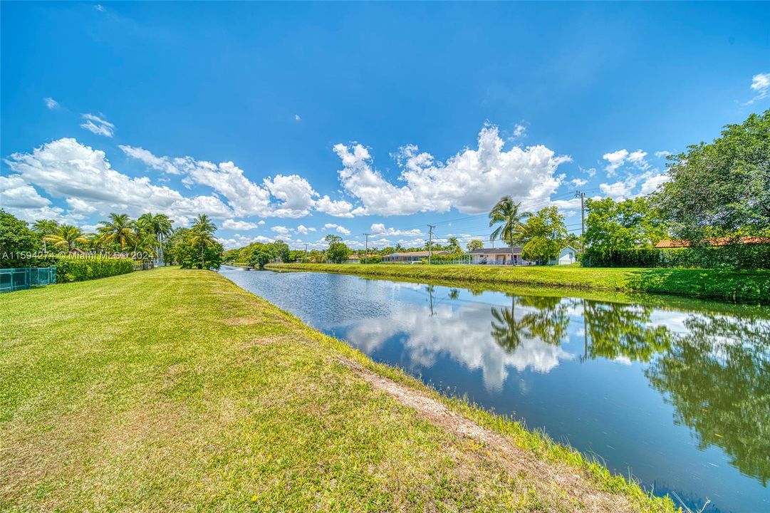 Vendido Recientemente: $1,199,000 (3 camas, 3 baños, 1957 Pies cuadrados)