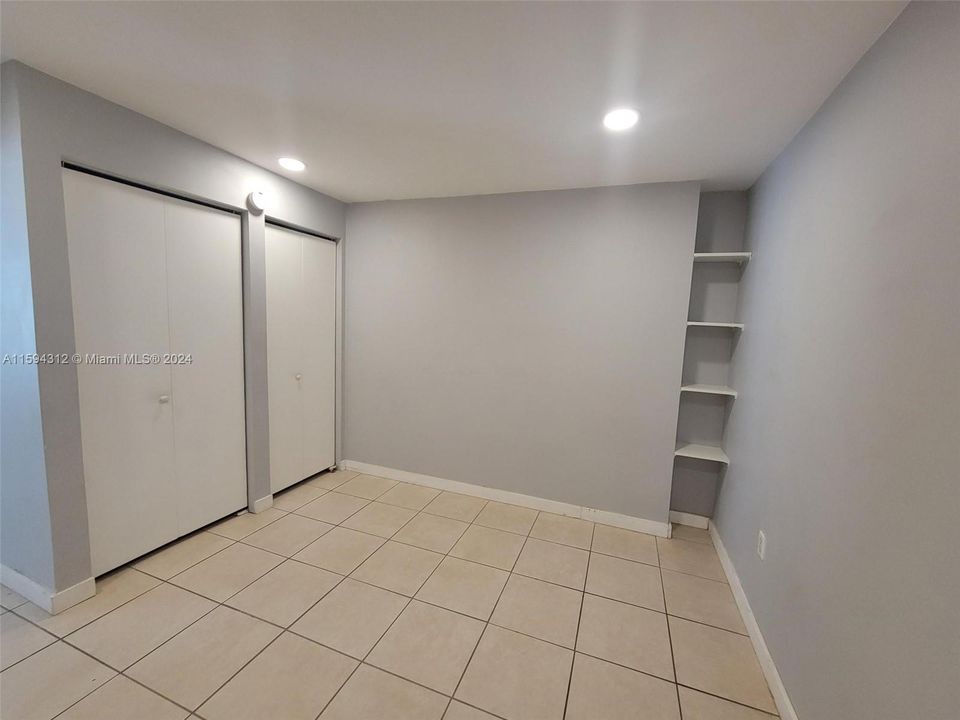 Activo con contrato: $399,000 (0 camas, 0 baños, 2084 Pies cuadrados)