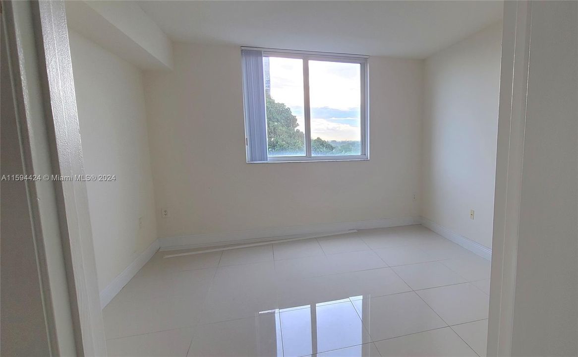 En Venta: $310,000 (1 camas, 1 baños, 670 Pies cuadrados)