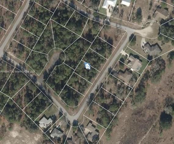 На продажу: $10,000 (0.23 acres)