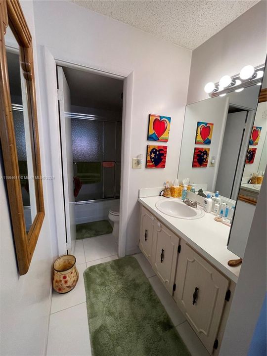 Primary ensuite bathroom