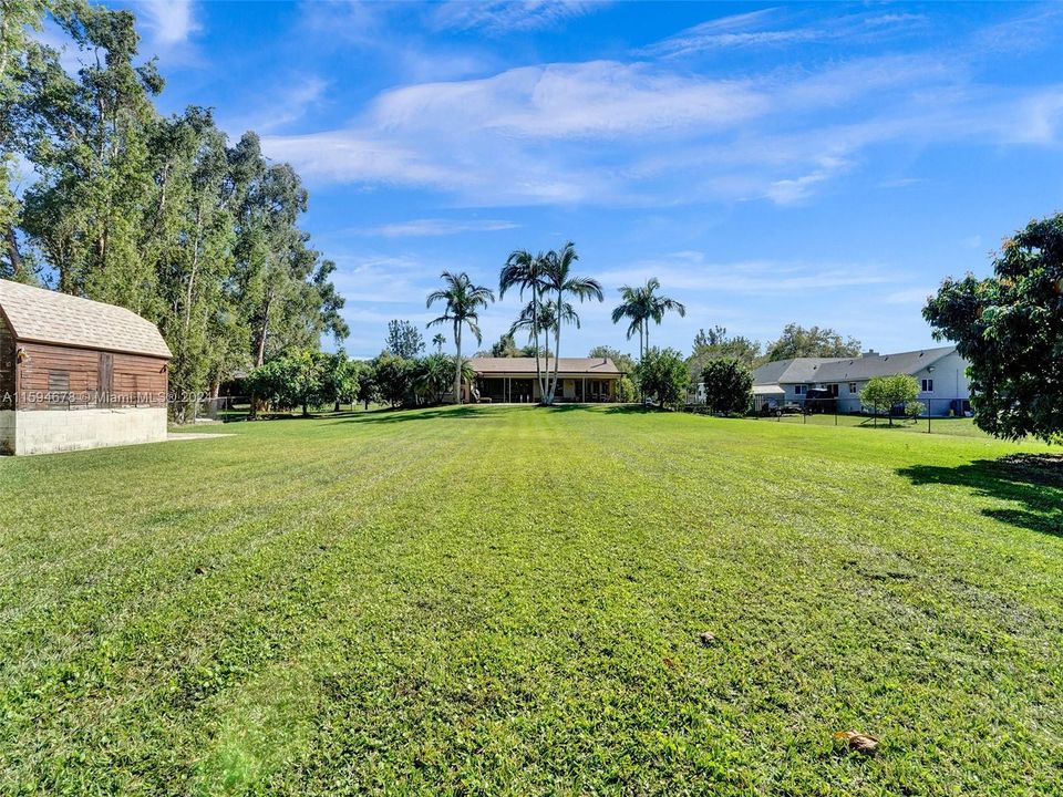 For Sale: $1,399,000 (4 beds, 2 baths, 2612 Square Feet)