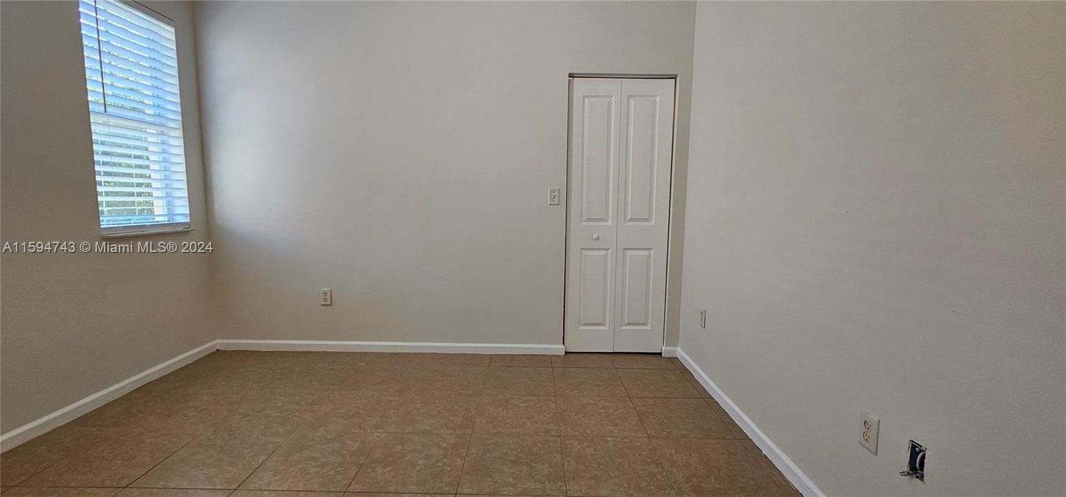 Recently Rented: $2,200 (2 beds, 2 baths, 1120 Square Feet)