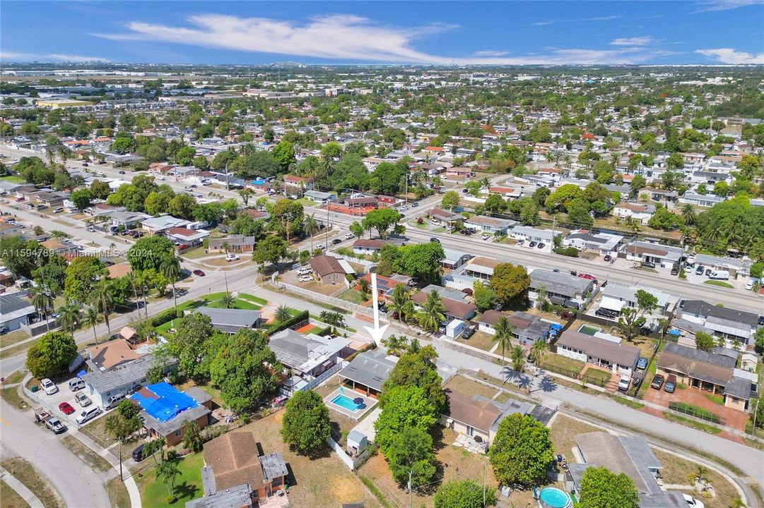 Active With Contract: $628,900 (3 beds, 2 baths, 1608 Square Feet)